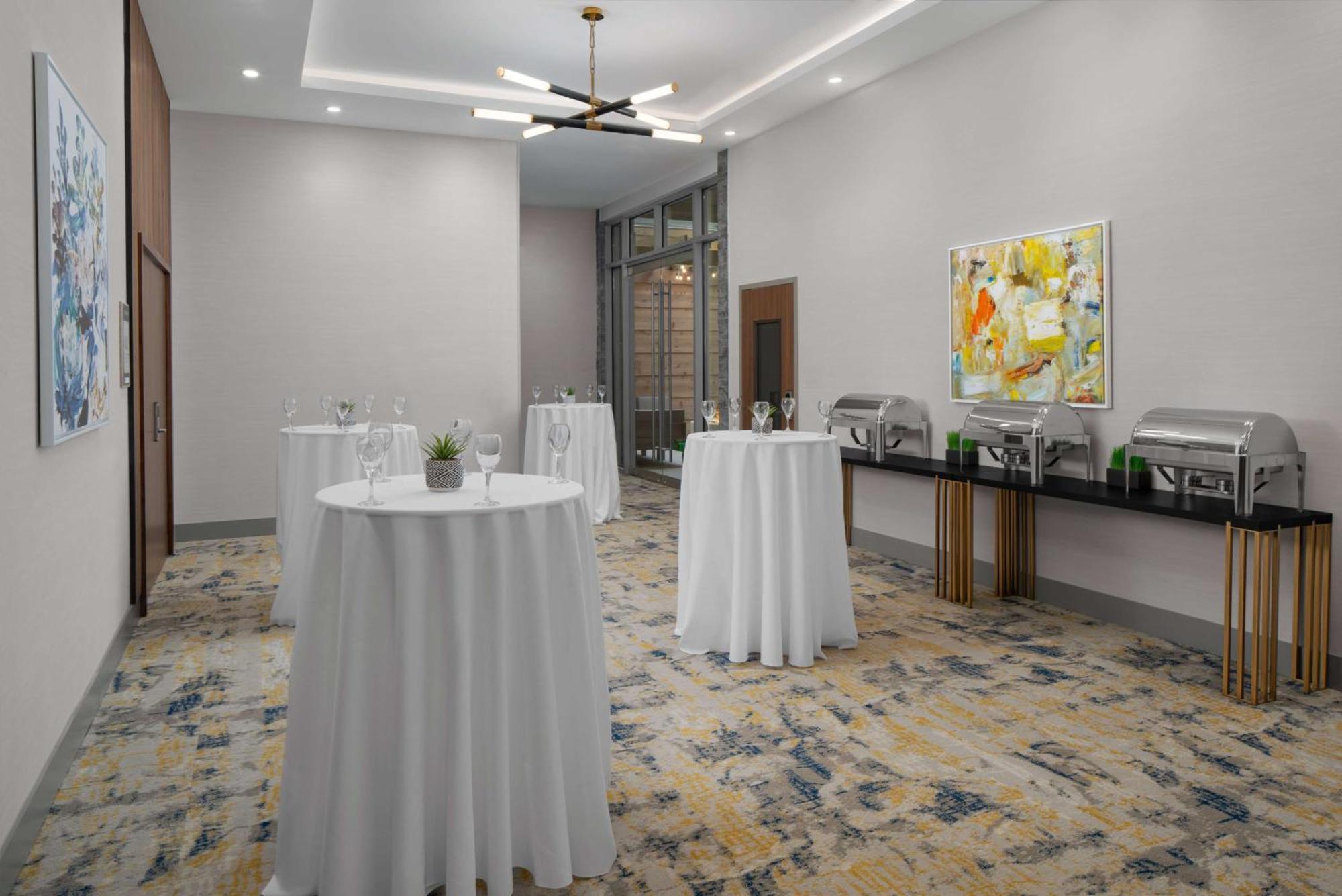 Homewood Suites By Hilton Charlotte Uptown First Ward Exterior foto